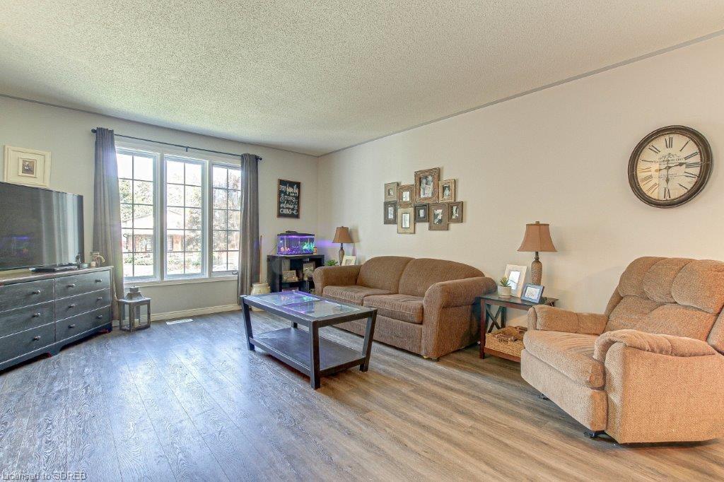 28 SIMSON Avenue, Simcoe, Ontario, Canada