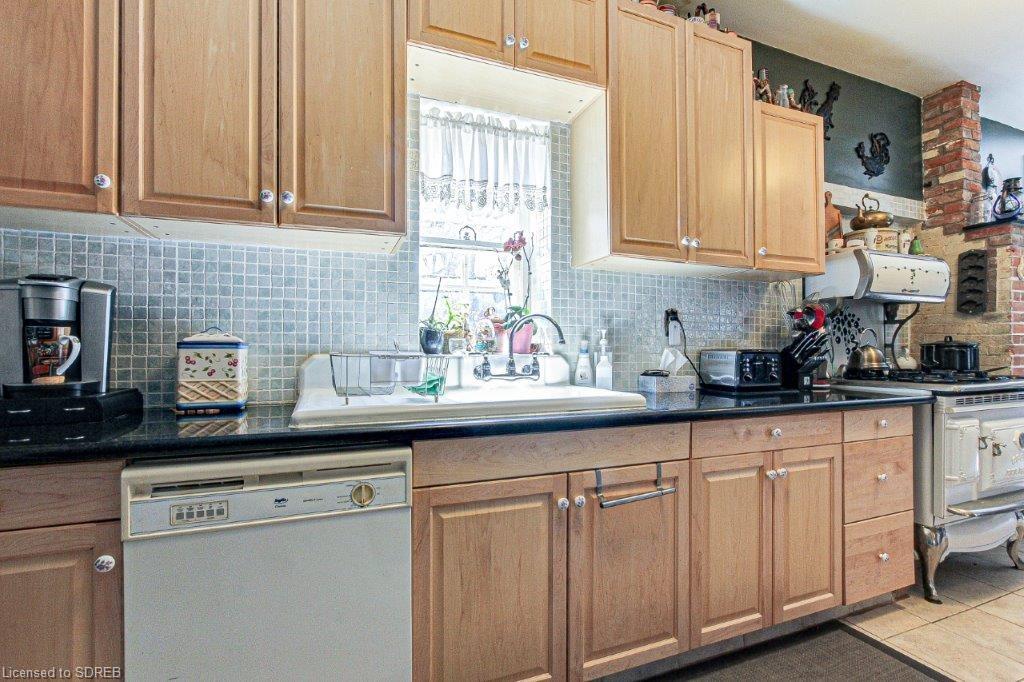 158 TOWNLINE Street, St.Williams, Ontario, Canada