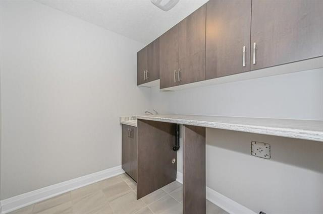 Lot 16 - 935 Bridgemill Court, Kitchener Ontario, Canada