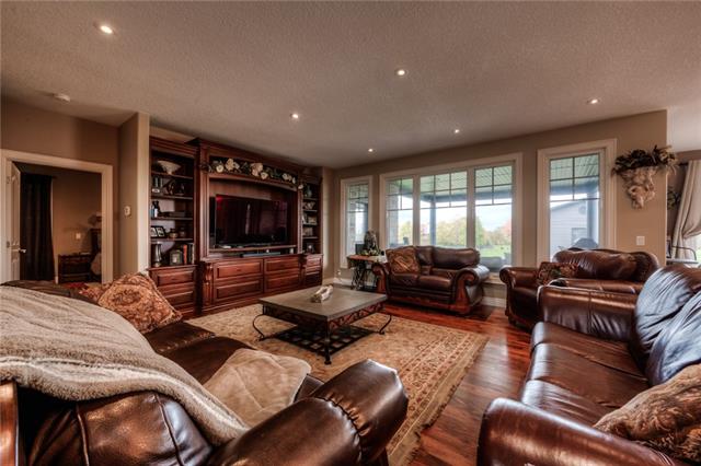 243 PERTH Street, New Hamburg Ontario, Canada