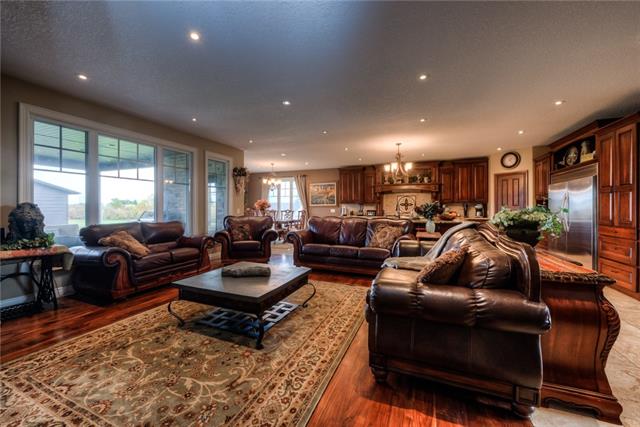243 PERTH Street, New Hamburg Ontario, Canada