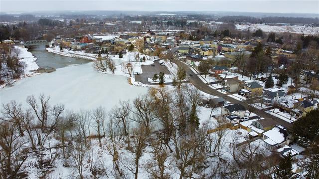 60 WEBER Street, New Hamburg Ontario, Canada