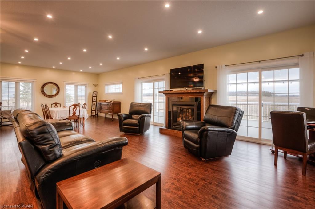 4003 ROAD 104 ., New Hamburg Ontario, Canada