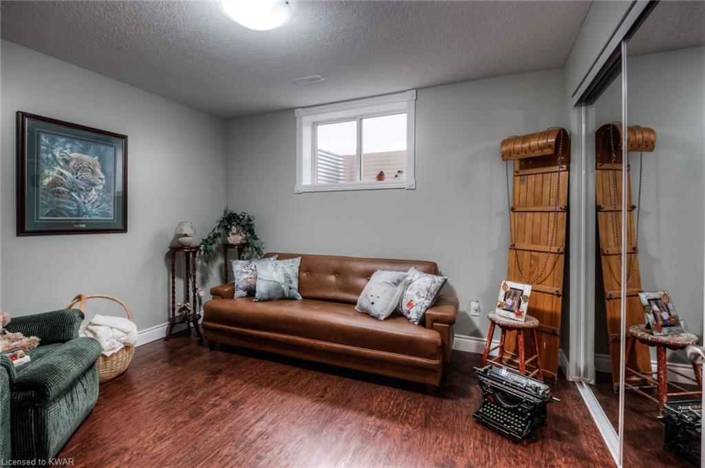 4003 ROAD 104 ., New Hamburg Ontario, Canada