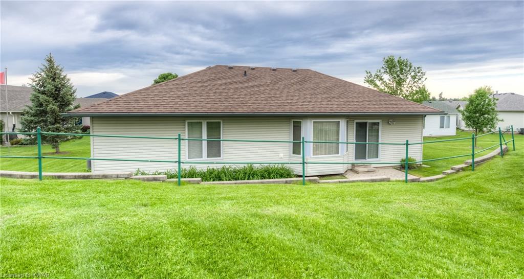17 GREENFIELD Place, New Hamburg, Ontario, Canada