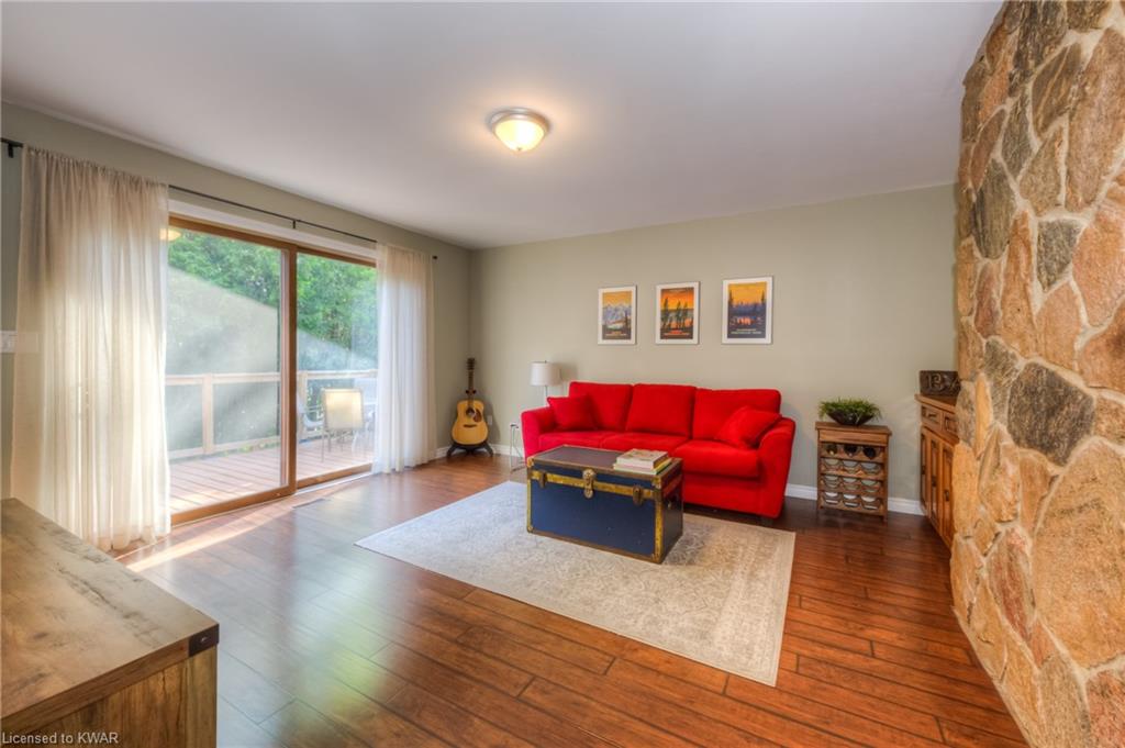 294 WATERLOO Street, New Hamburg, Ontario, Canada