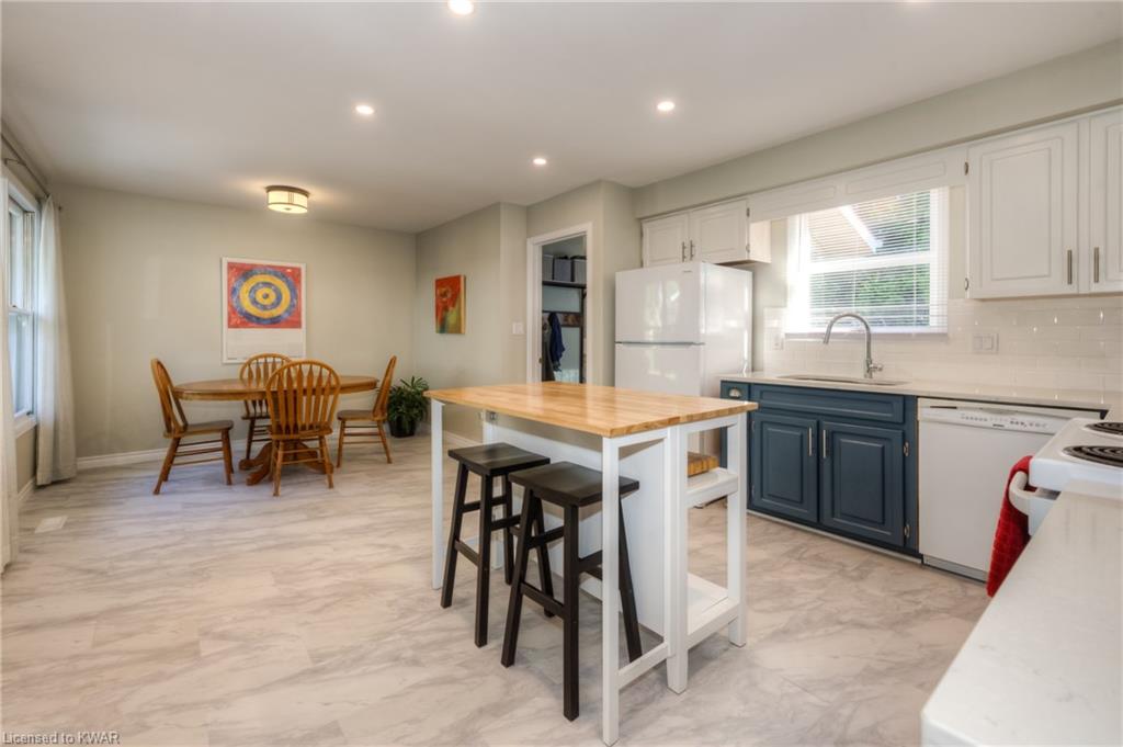 294 WATERLOO Street, New Hamburg, Ontario, Canada