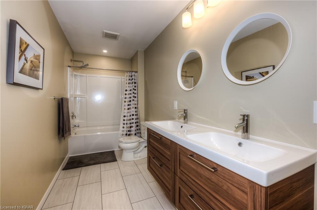 294 WATERLOO Street, New Hamburg, Ontario, Canada