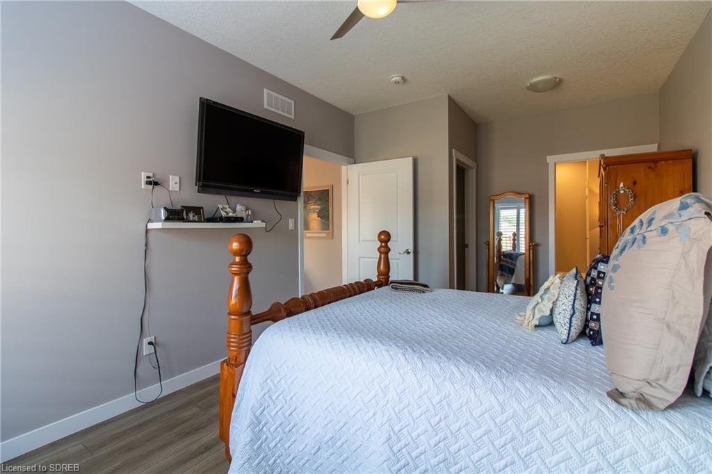4 BROOKFIELD Lane, Simcoe, Ontario, Canada