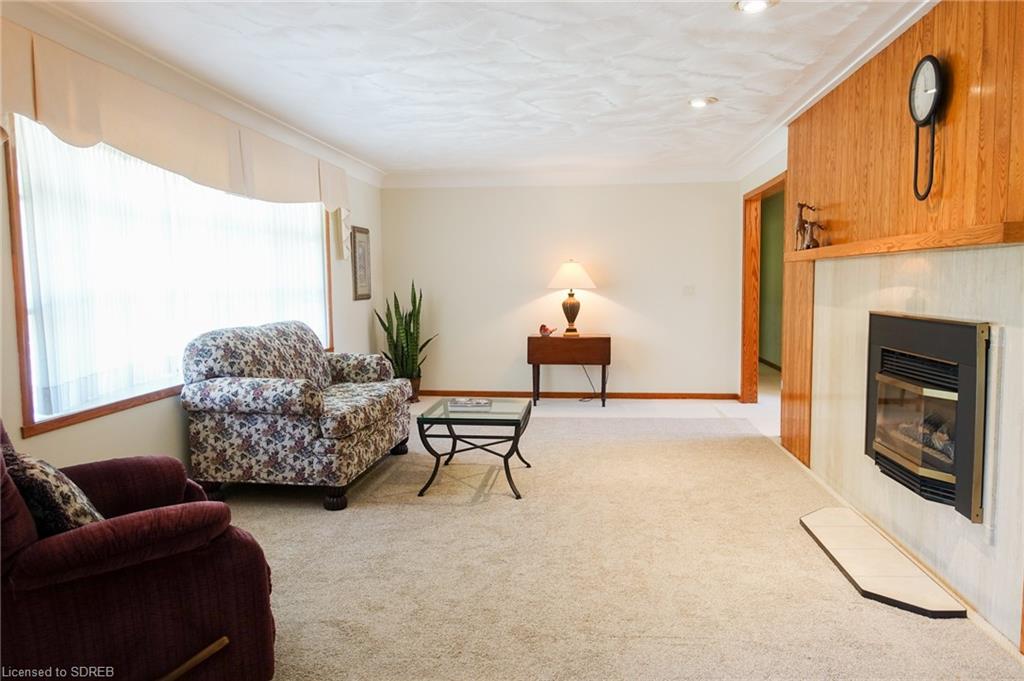 31 LYNNDALE Road, Simcoe, Ontario, Canada