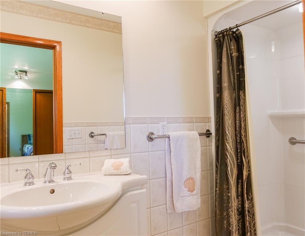 31 LYNNDALE Road, Simcoe, Ontario, Canada