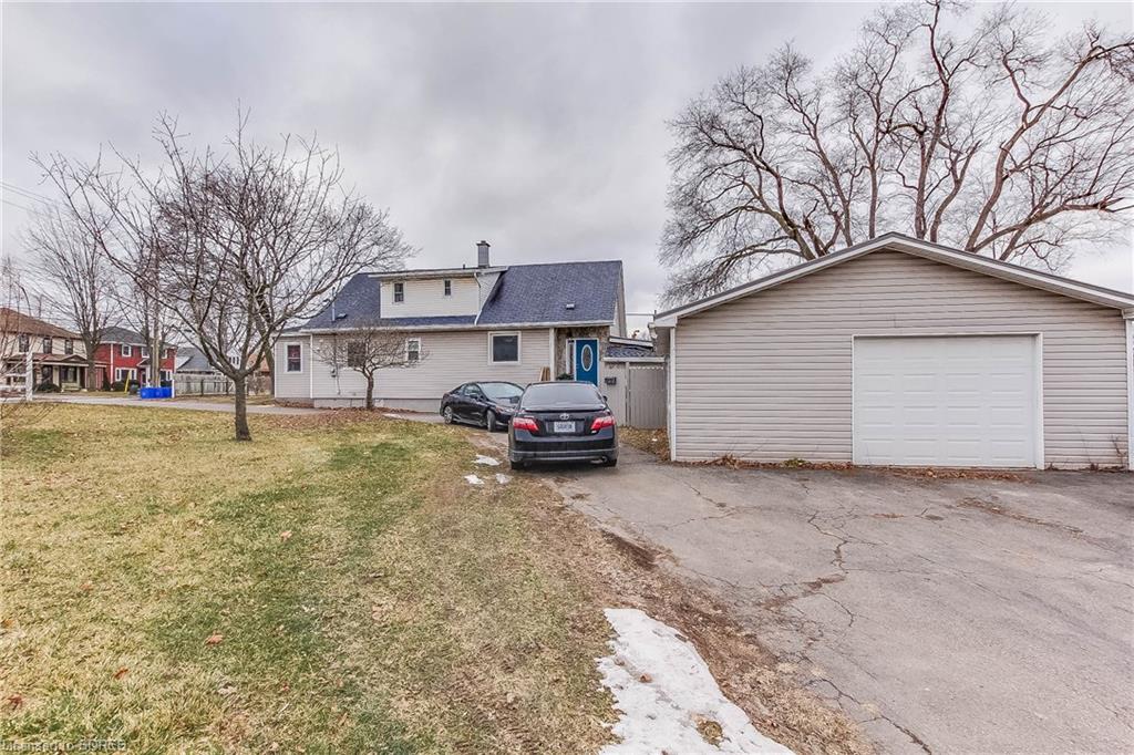401 QUEENSTON Street, St. Catharines Ontario, Canada