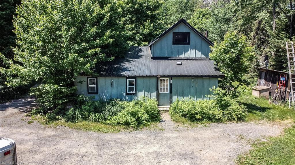 137 OLD NORTH Road, Huntsville Ontario, Canada