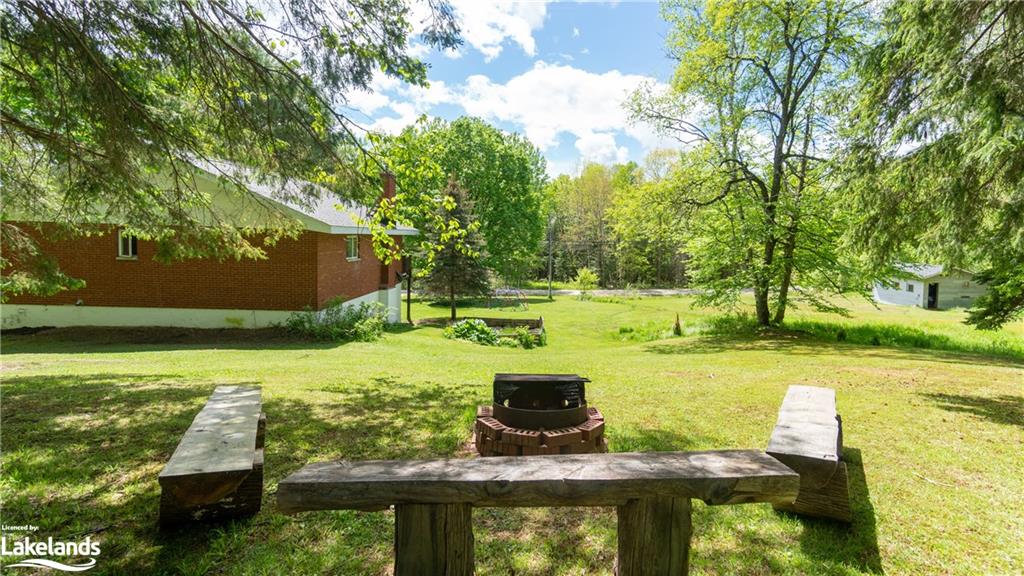 1054 CHARLIE THOMPSON Road, Dwight, Ontario, Canada