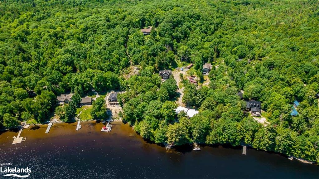 160 ROWANWOOD Lane, Huntsville, Ontario, Canada