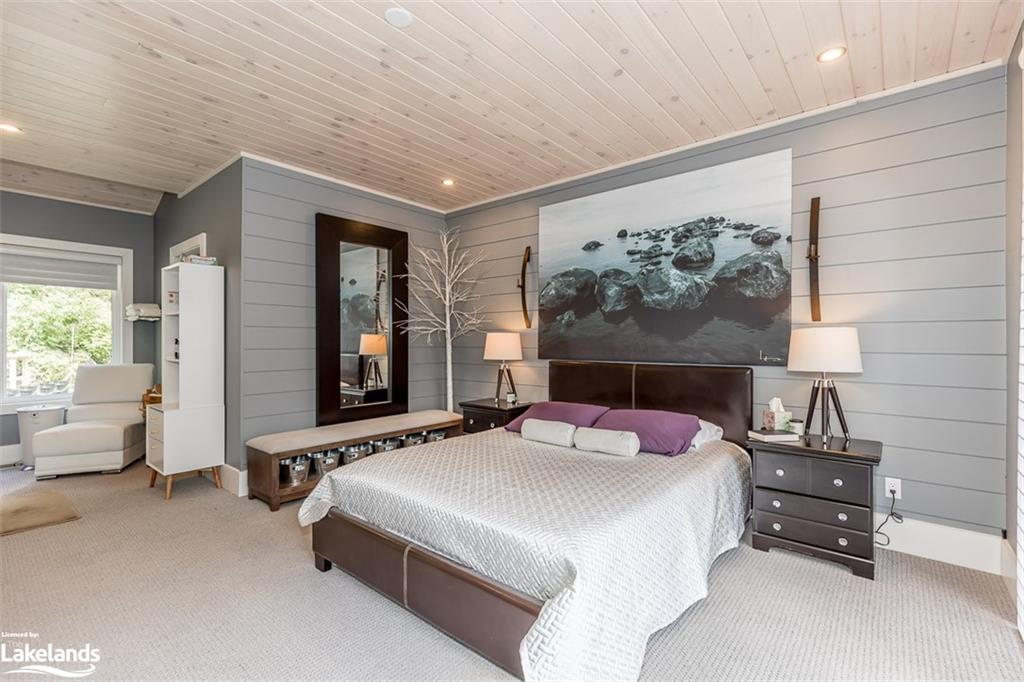 160 ROWANWOOD Lane, Huntsville, Ontario, Canada
