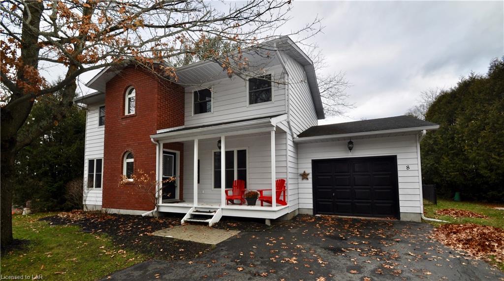 8 WINONA Drive, Huntsville Ontario, Canada