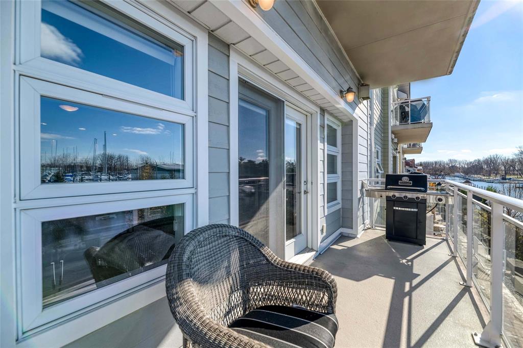 1550 VENETIAN Boulevard Unit# 203, Point Edward Ontario, Canada