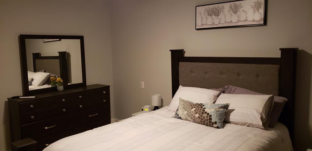 1550 VENETIAN Boulevard Unit# 203, Point Edward Ontario, Canada