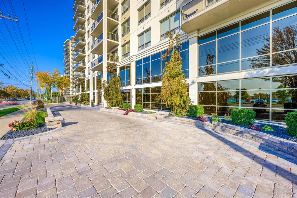 350 FRONT Street North Unit# 1102, Sarnia, Ontario, Canada