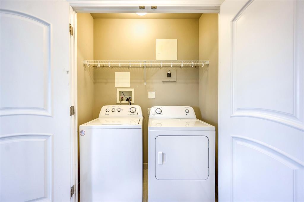 350 FRONT Street North Unit# 1102, Sarnia, Ontario, Canada