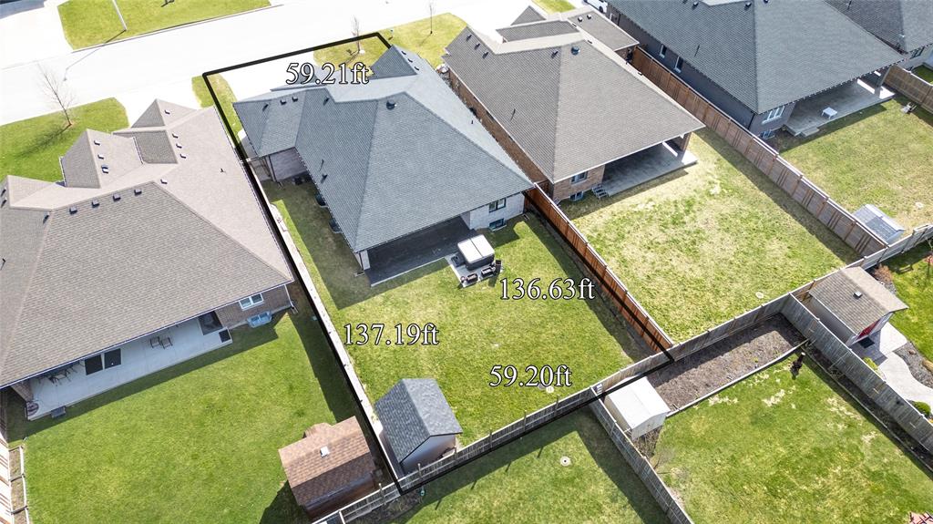 225 BASQUIAT Crescent, Sarnia, Ontario, Canada