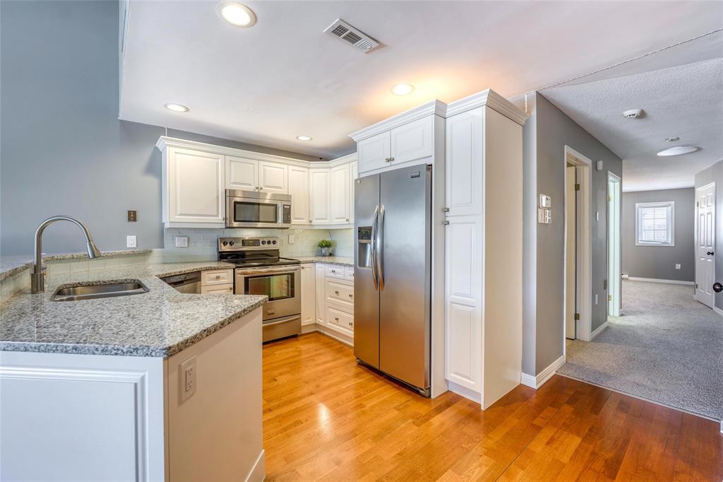 1500 VENETIAN Boulevard Unit# W-29, Point Edward, Ontario, Canada photo 4