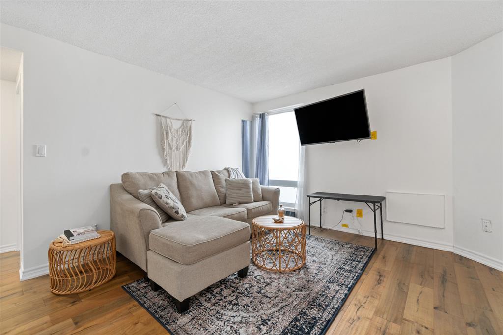 155 FRONT Street North Unit# 1205, Sarnia, Ontario, Canada photo 3