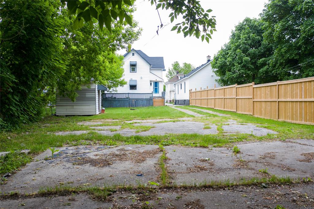 179 MITTON Street South, Sarnia, Ontario, Canada