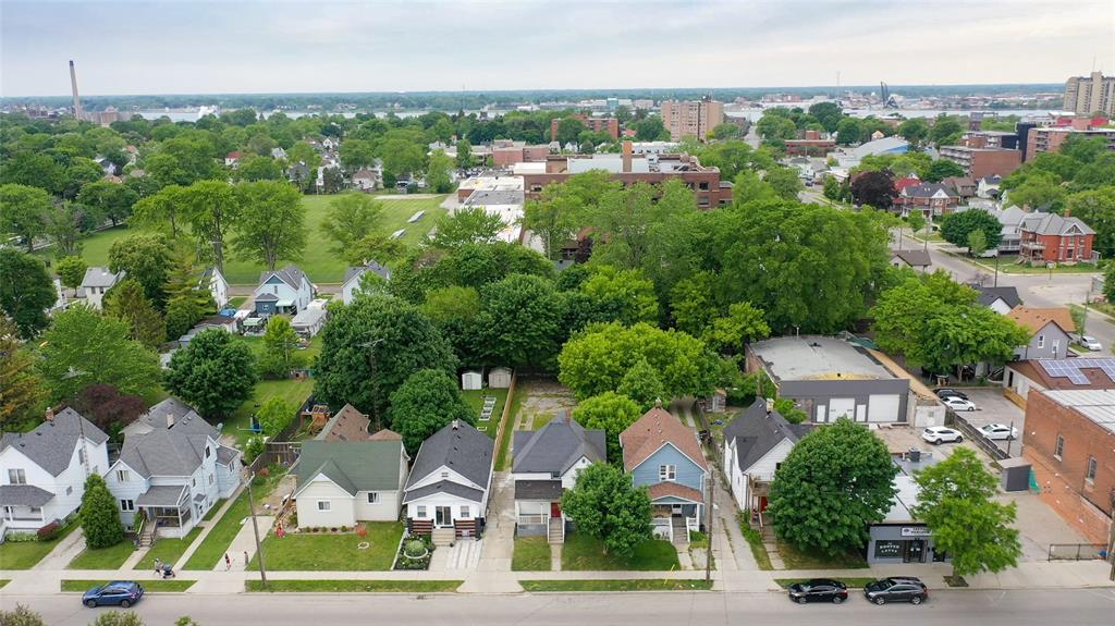 179 MITTON Street South, Sarnia, Ontario, Canada