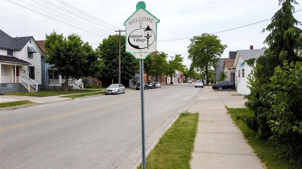 179 MITTON Street South, Sarnia, Ontario, Canada