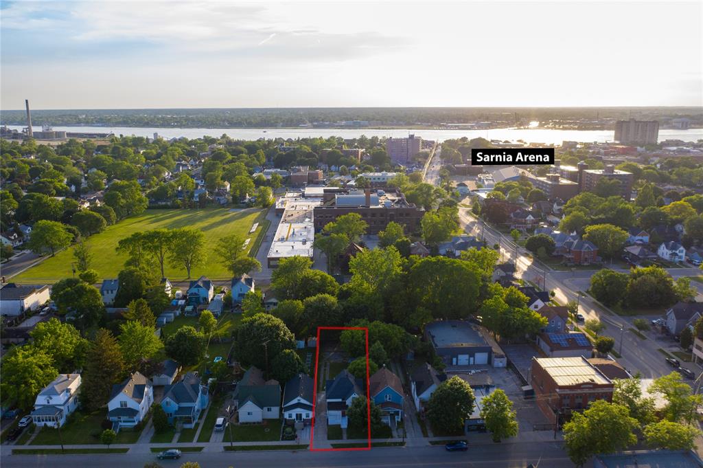 179 MITTON Street South, Sarnia, Ontario, Canada