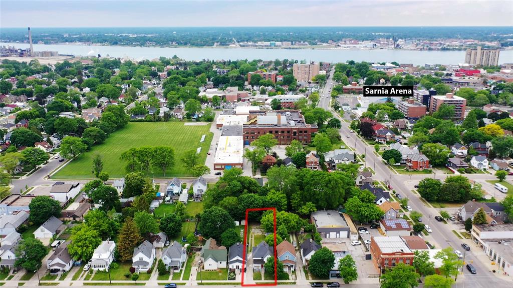 179 MITTON Street South, Sarnia, Ontario, Canada