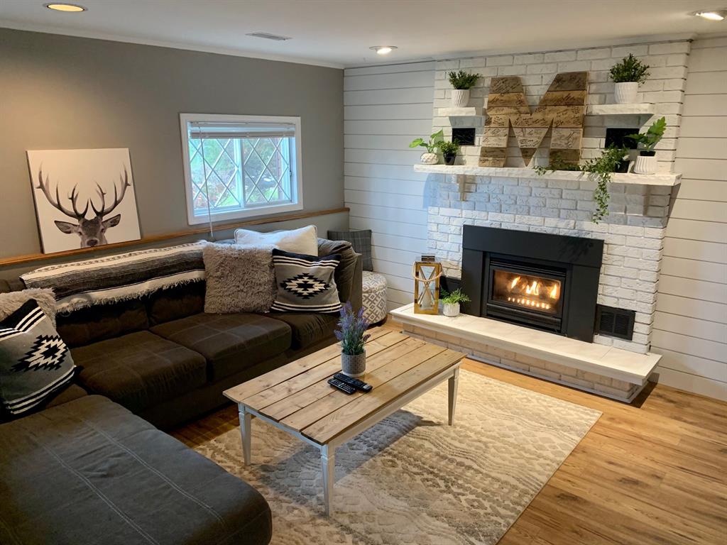 885 PRESTWICK Crescent, Sarnia, Ontario, Canada