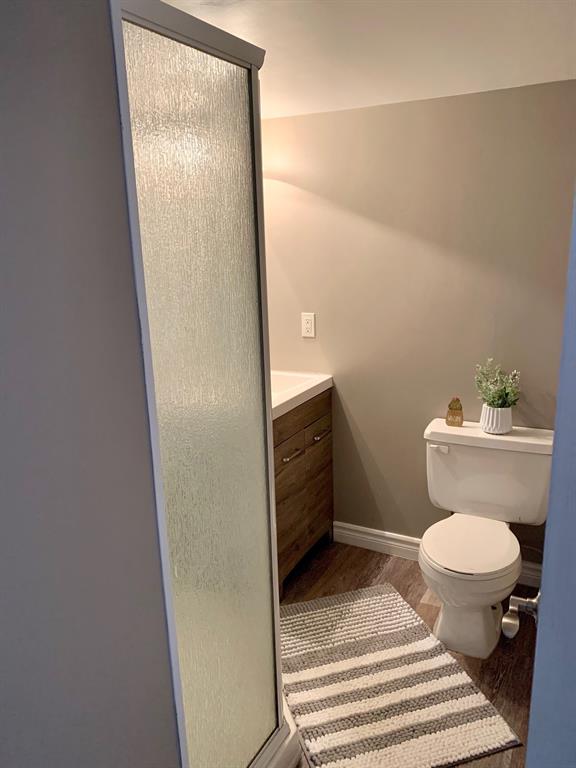885 PRESTWICK Crescent, Sarnia, Ontario, Canada