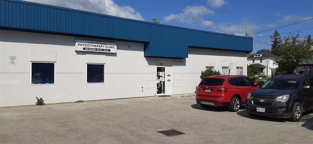 195 HARKNESS Street, Sarnia, Ontario, Canada