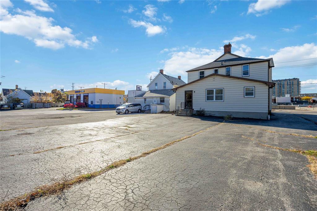 150-152 VIDAL Street North, Sarnia, Ontario, Canada photo 6