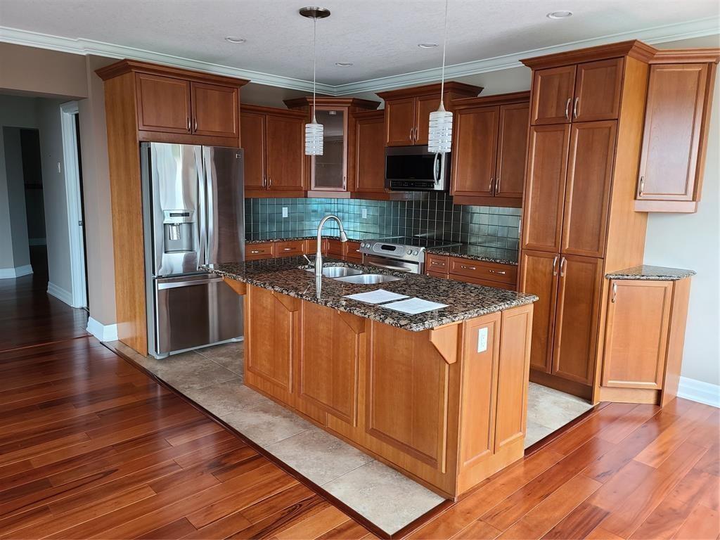 350 FRONT Street North Unit# 706, Sarnia, Ontario, Canada photo 5