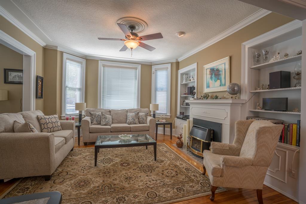 213 BROCK Street North, Sarnia Ontario, Canada