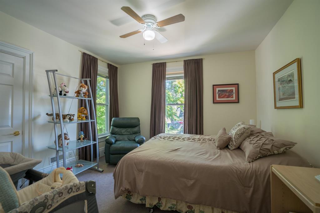213 BROCK Street North, Sarnia Ontario, Canada