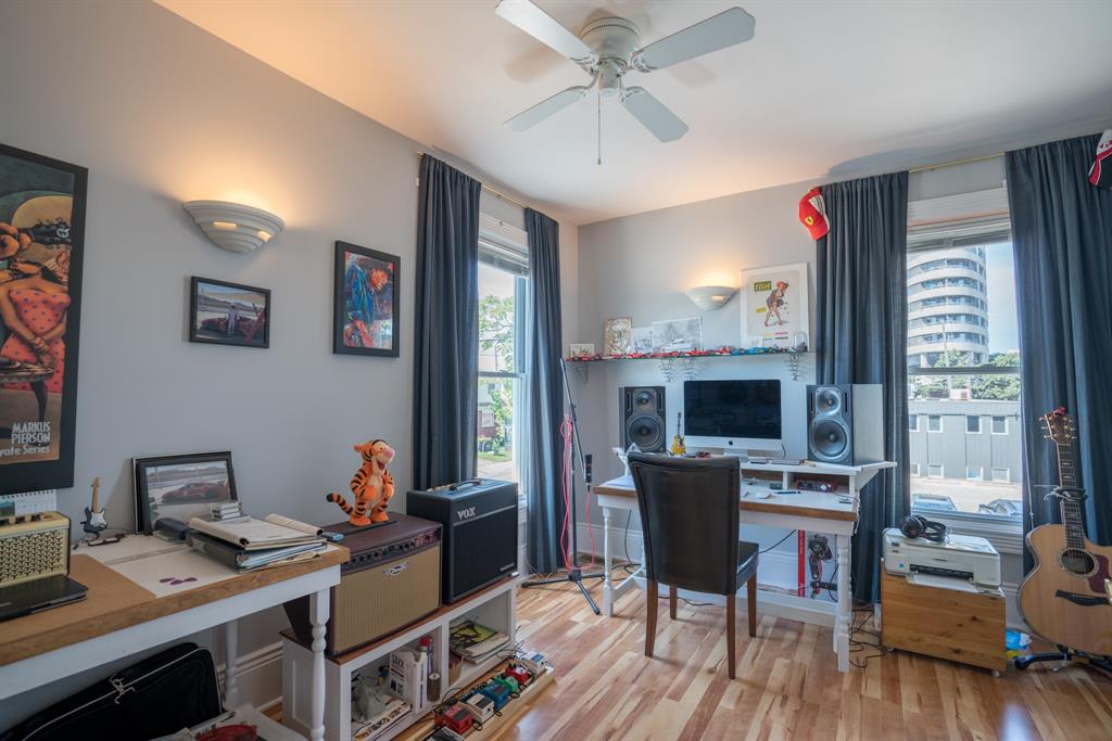 213 BROCK Street North, Sarnia Ontario, Canada