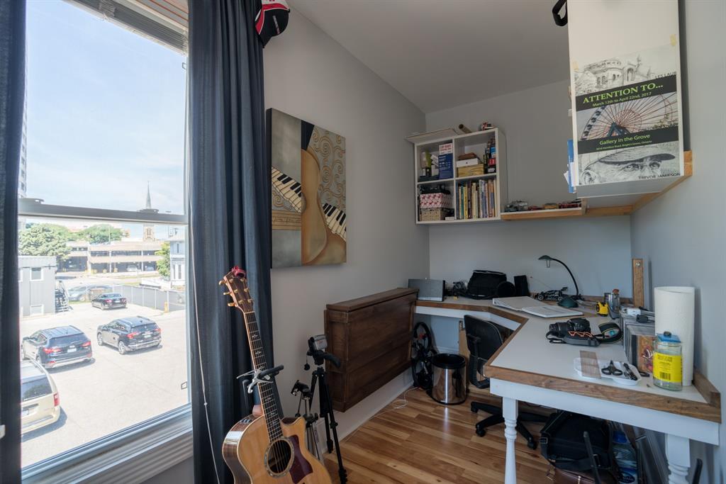 213 BROCK Street North, Sarnia Ontario, Canada