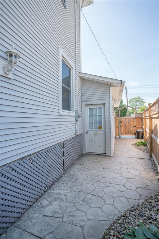 213 BROCK Street North, Sarnia Ontario, Canada