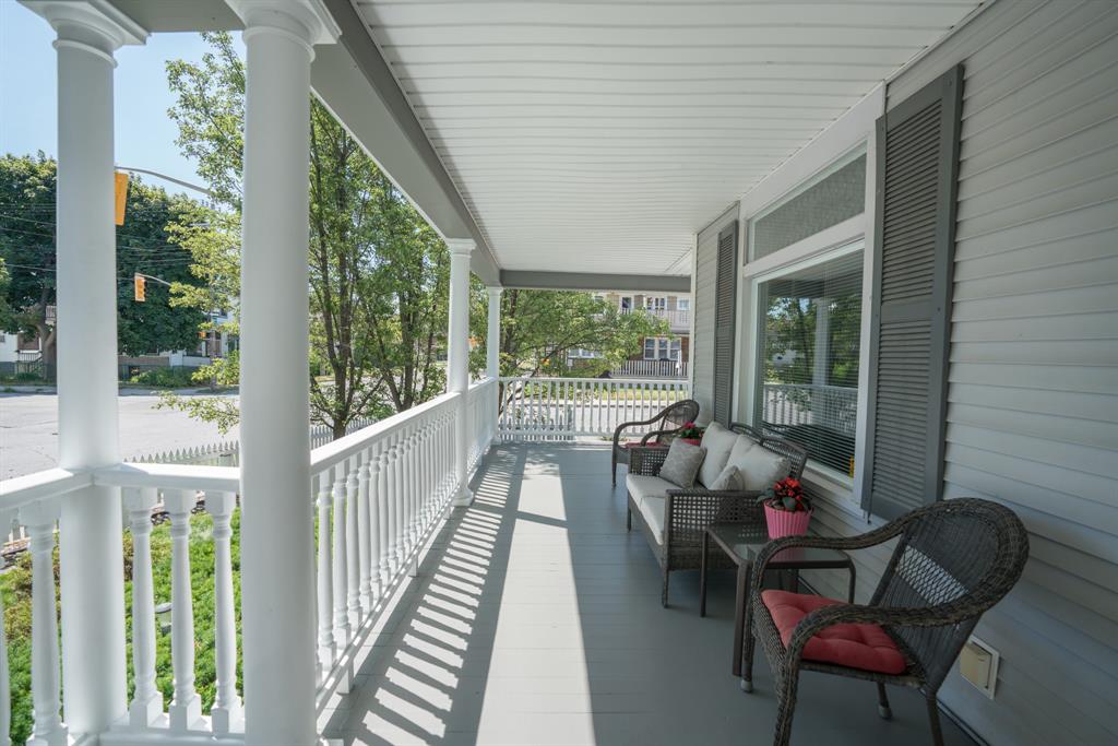 213 BROCK Street North, Sarnia Ontario, Canada