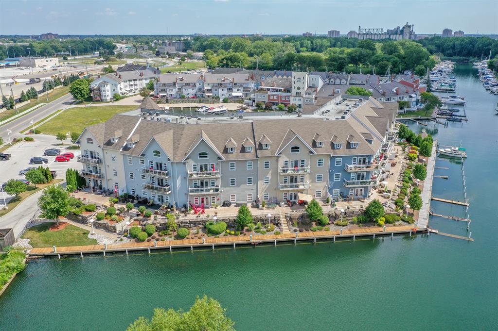 1550 VENETIAN Boulevard Unit# 307, Point Edward Ontario, Canada