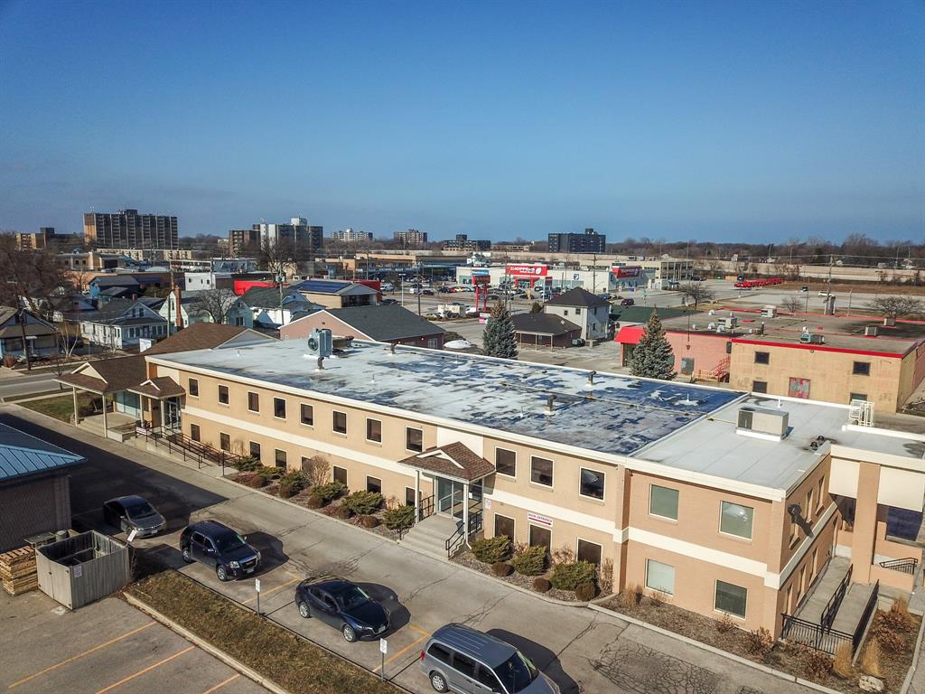 420 EAST Street North Unit# 13, Sarnia, Ontario, Canada