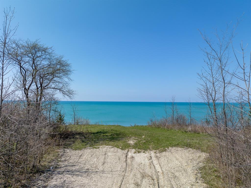 7045 BLUE COAST Heights, Plympton-Wyoming, Ontario, Canada