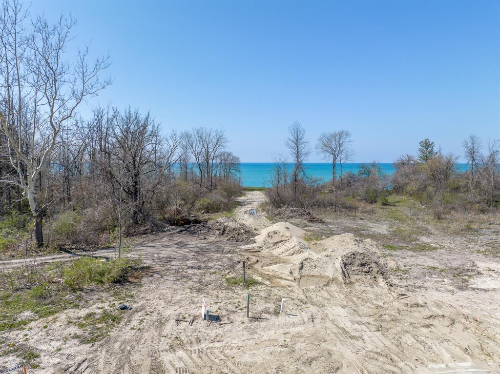 7045 BLUE COAST Heights, Plympton-Wyoming, Ontario, Canada