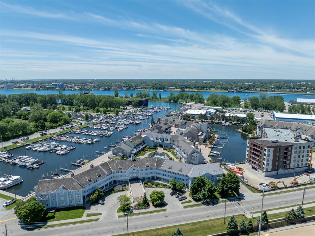 1500 Venetian Boulevard Unit# W-47, Point Edward Ontario, Canada