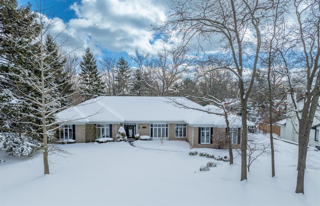 1325 Hillcrest-nisbet Drive, Sarnia Ontario, Canada